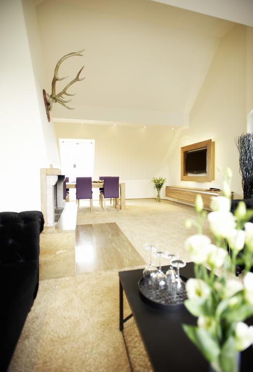 Hotel Am Helmwartsturm Άντερναχ Δωμάτιο φωτογραφία