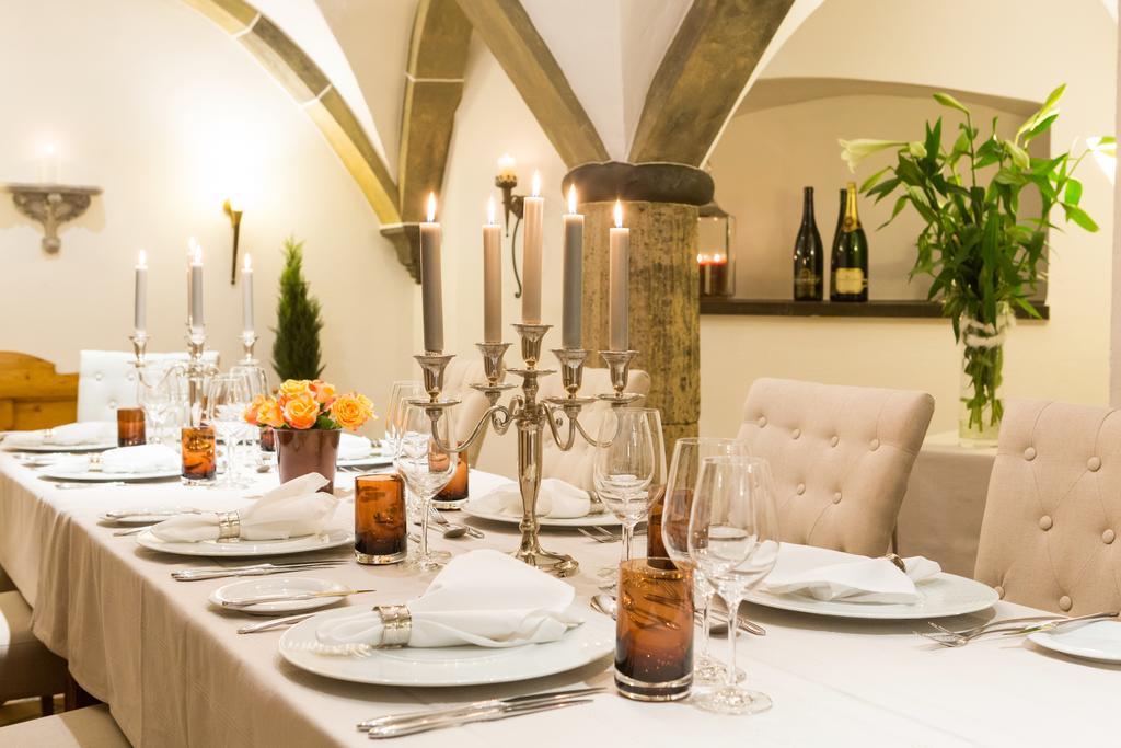 Hotel Am Helmwartsturm Άντερναχ Εξωτερικό φωτογραφία